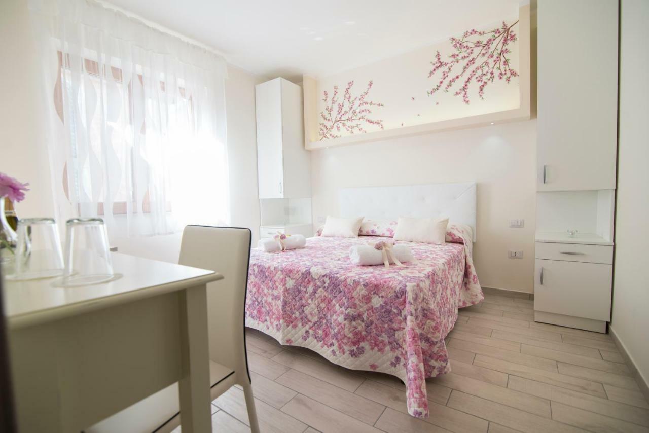 Palazzo San Francesco Otel Castellammare di Stabia Dış mekan fotoğraf
